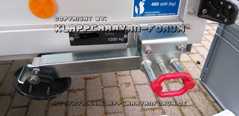 Stütze - hinten links