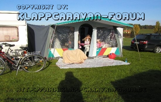 J.A.C.K.E. mit seinem ungewöhnlichem Vorzelt