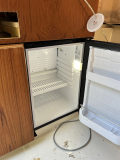 08 - Kühlschrank