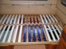 Betteinbau-Esterel-da liegt man bestimmt gut drauf