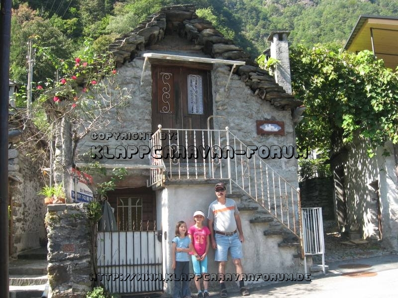 Dorf im Tessin - Sepember 2009