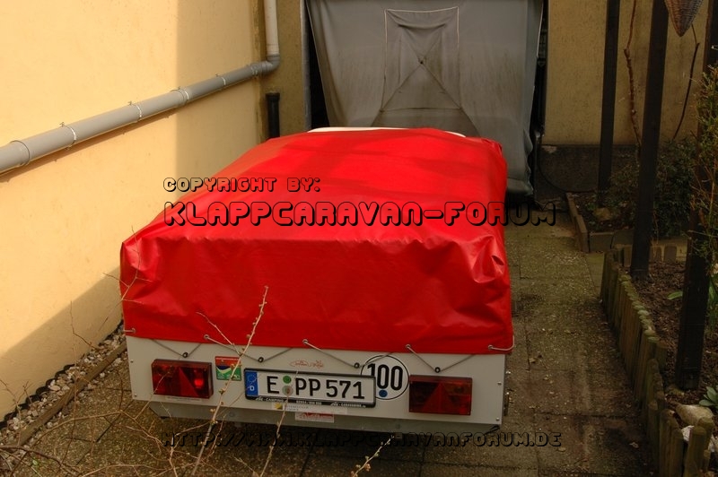 Fahrradtransport - 04 - Falter mit roter Fahrplane